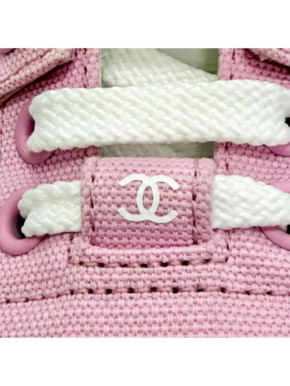 Chanel Canvas Leather CC Logo Bicolor Sneakers Pink White